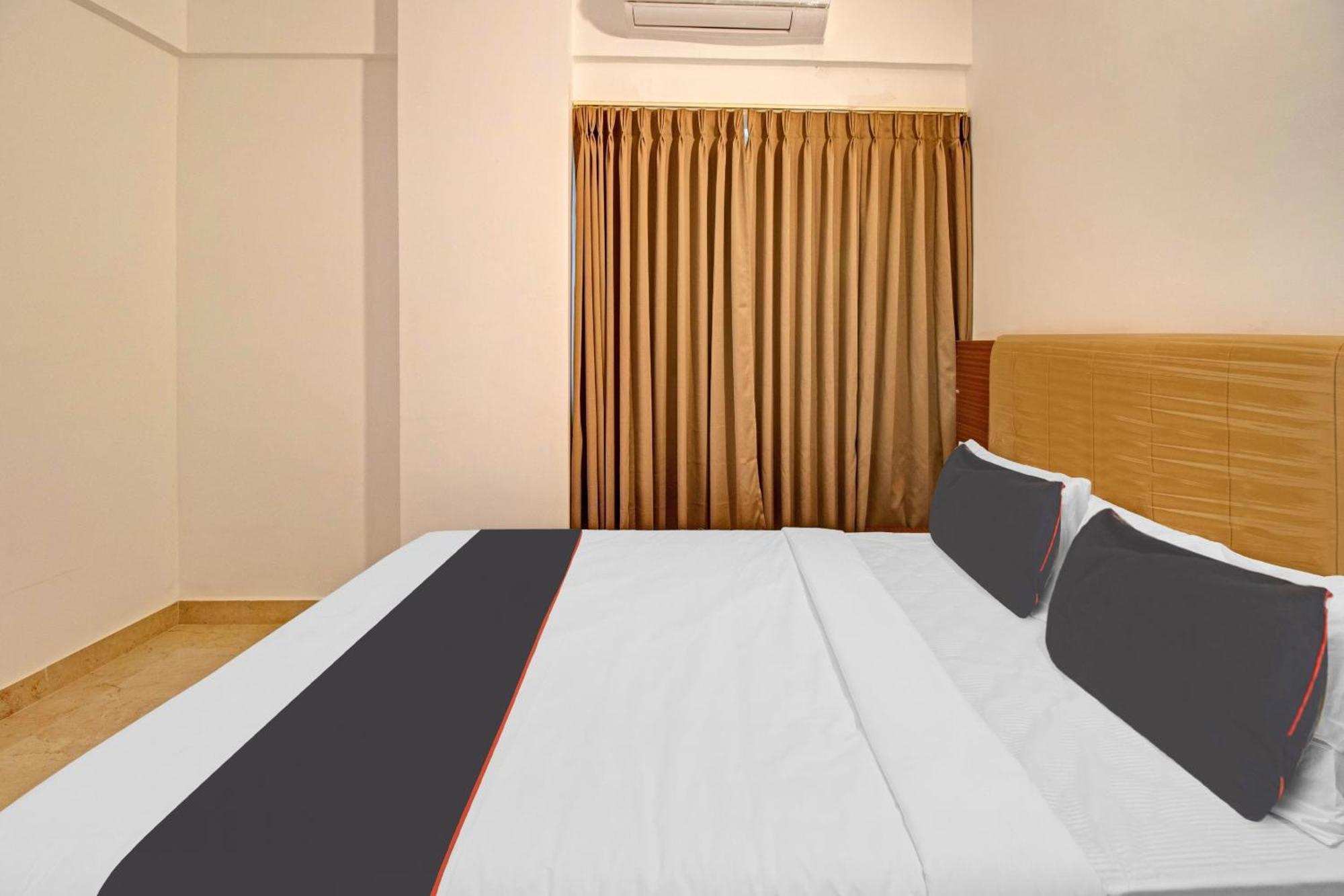 Super Collection O Petals Otium Business Hotel Μπανγκαλόρ Εξωτερικό φωτογραφία