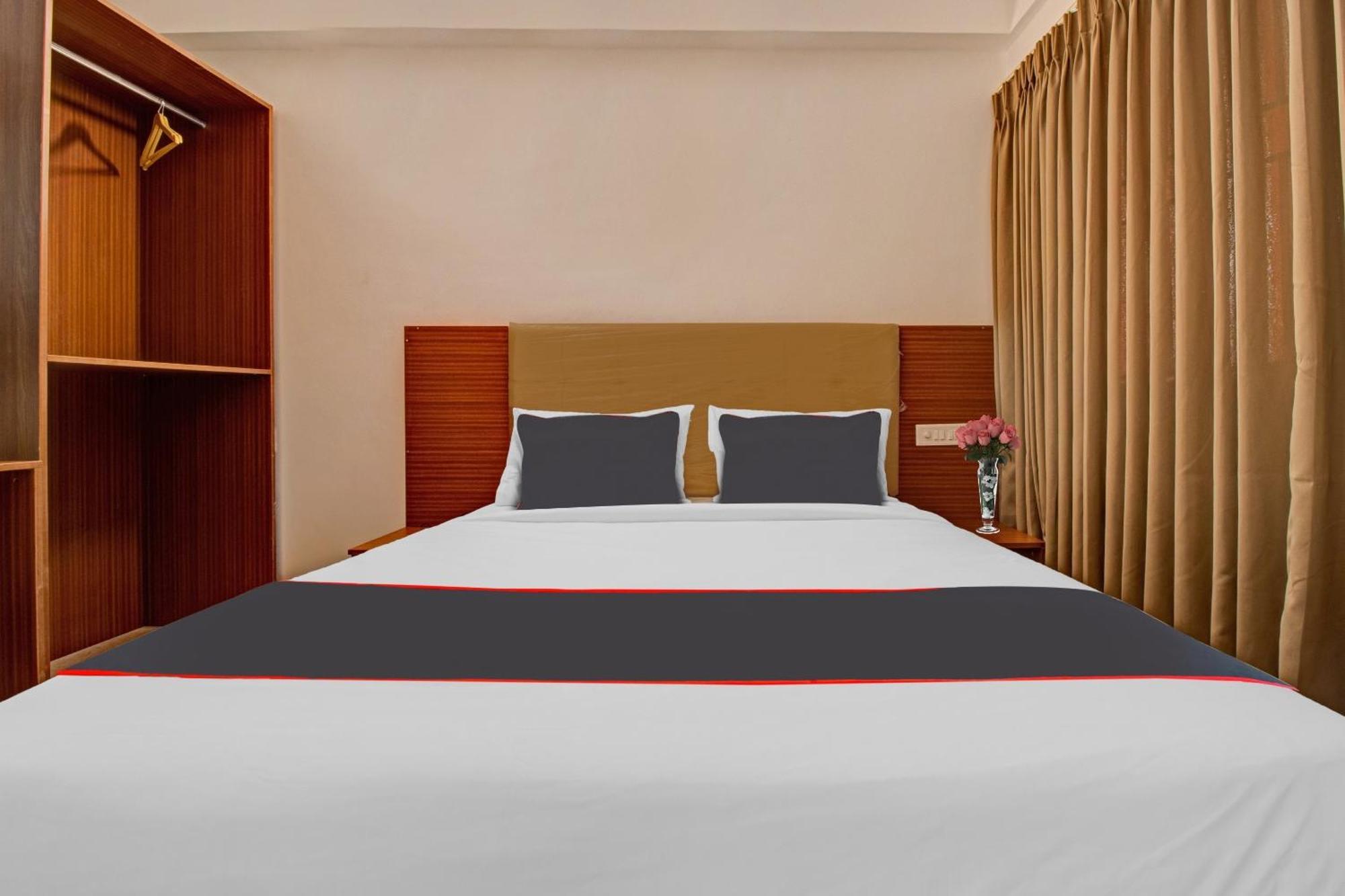 Super Collection O Petals Otium Business Hotel Μπανγκαλόρ Εξωτερικό φωτογραφία