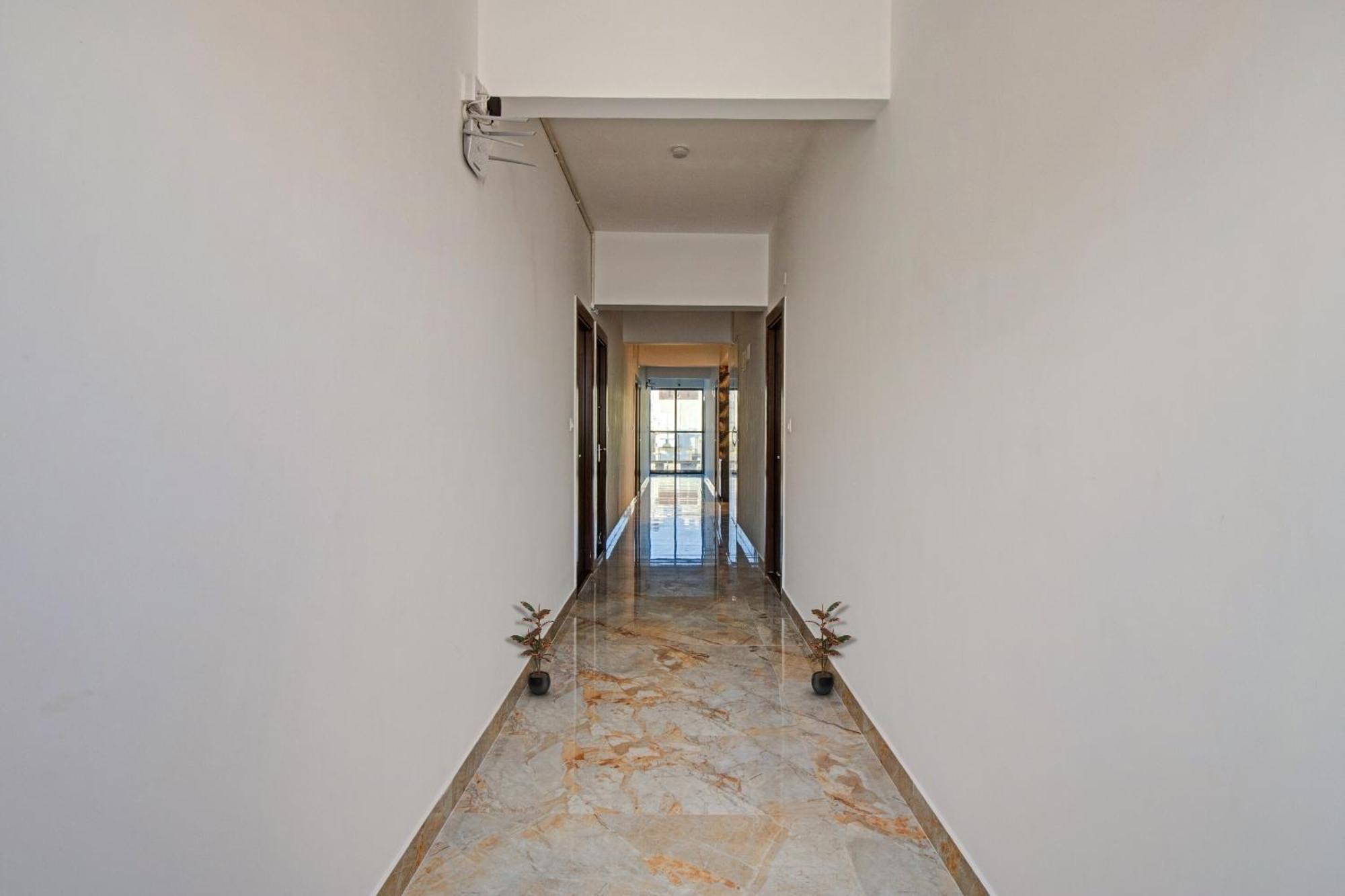 Super Collection O Petals Otium Business Hotel Μπανγκαλόρ Εξωτερικό φωτογραφία